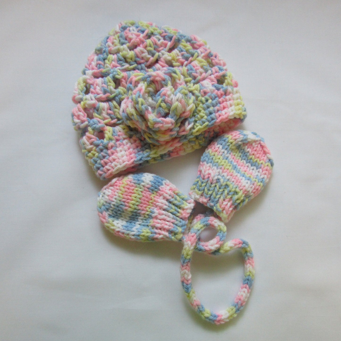 Crochet Infants Hat and Mitts/Infant Beanie Hat and Thumbless Mitts