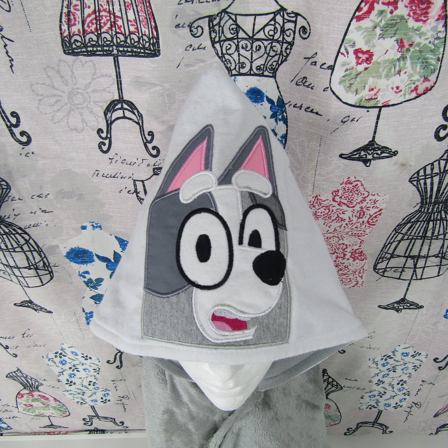 Character Hooded Blanket/Children's Hooded Blanket/Children's Hooded Comfy Blanket/Children's Hooded Throw