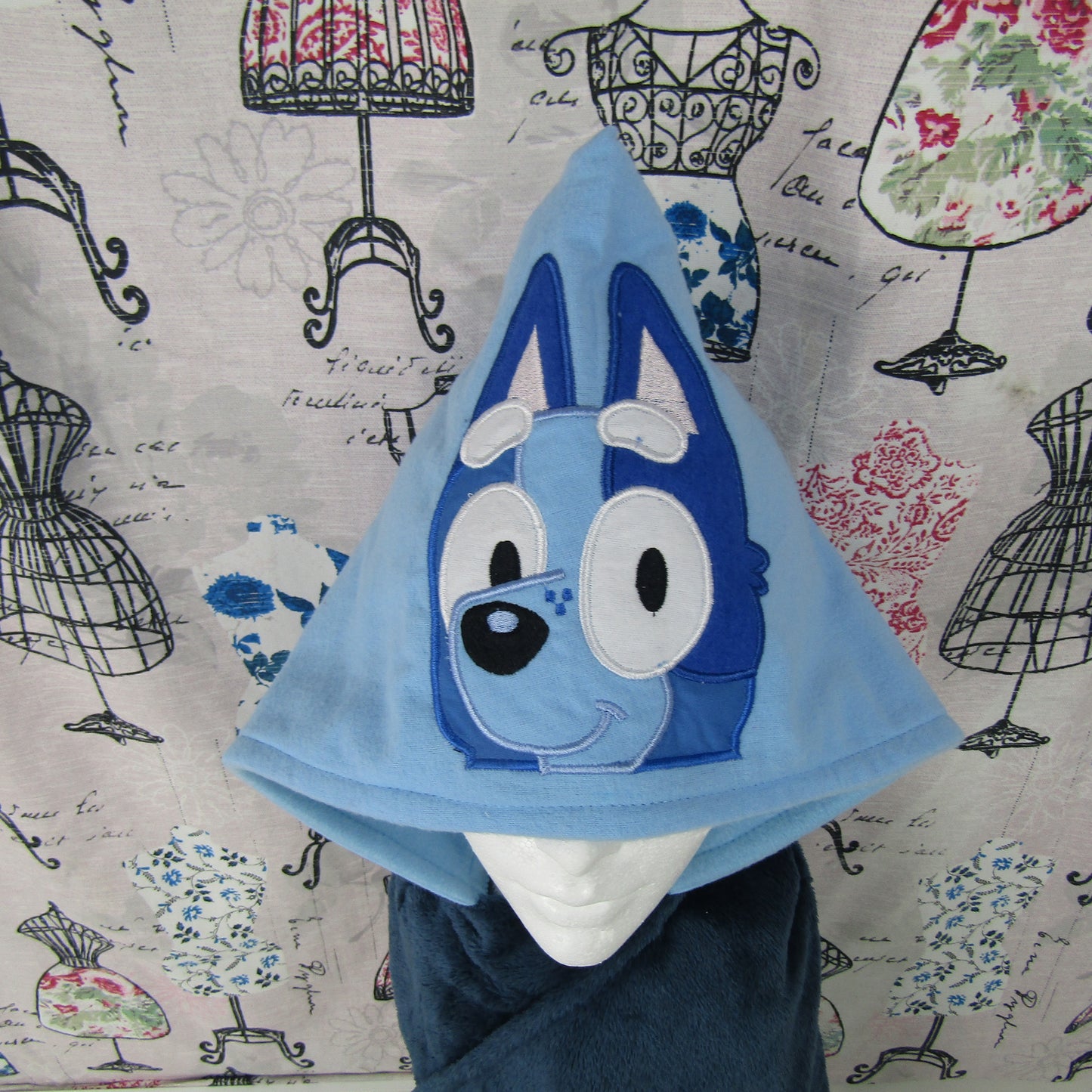 Character Hooded Blanket/Children's Hooded Blanket/Children's Hooded Comfy Blanket/Children's Hooded Throw