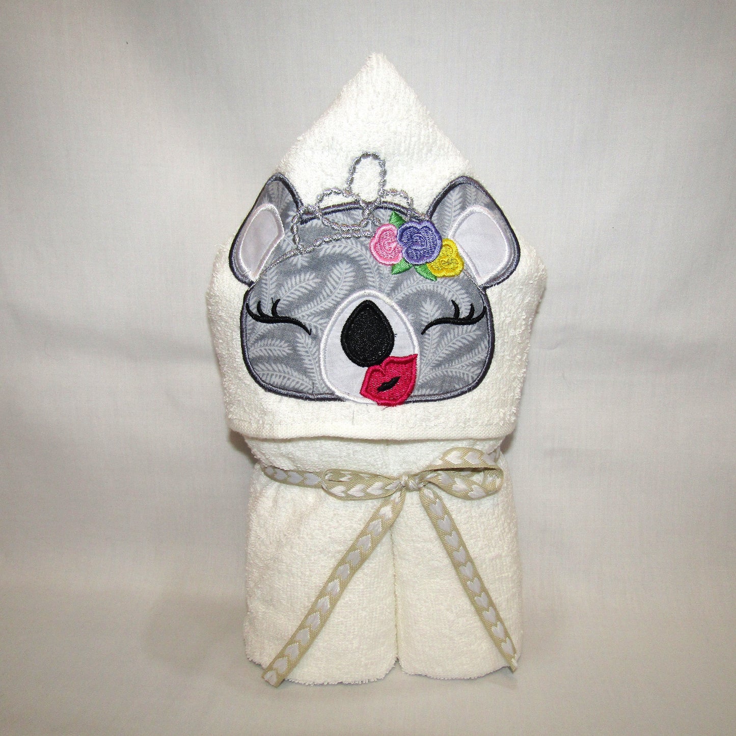 Hooded Towel/ Kids Hooded Towel/ Character Hooded Towel/ Hooded Towel Baby/ Hooded Towel Kids/Toddler Hooded Towel/Bath Towel Peekers