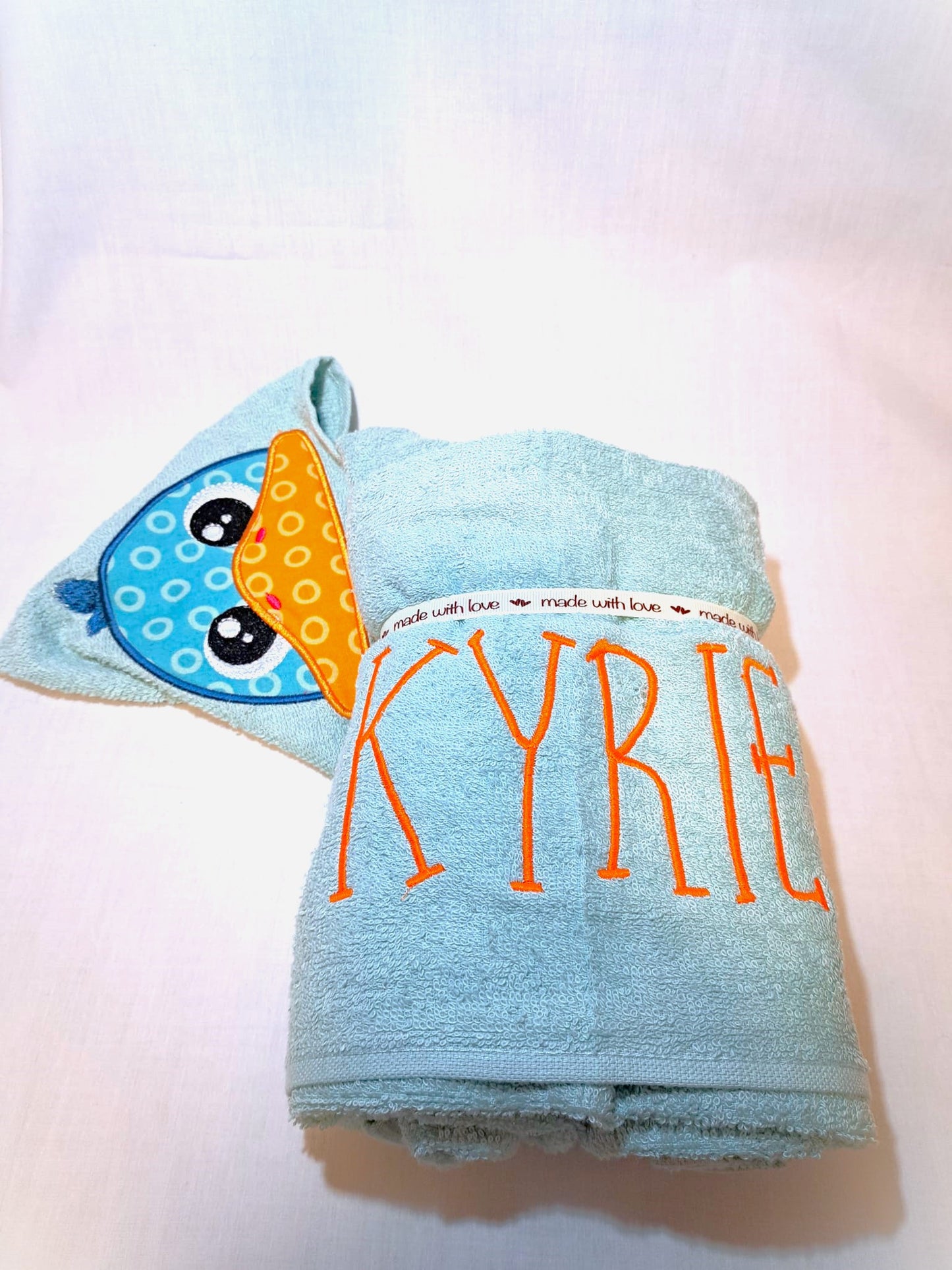 Hooded Towel/ Kids Hooded Towel/ Character Hooded Towel/ Hooded Towel Baby/ Hooded Towel Kids/Toddler Hooded Towel/Bath Towel Peekers